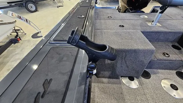 Slide: The Image of Tracker Targa V-18 Combo 2021 - 19