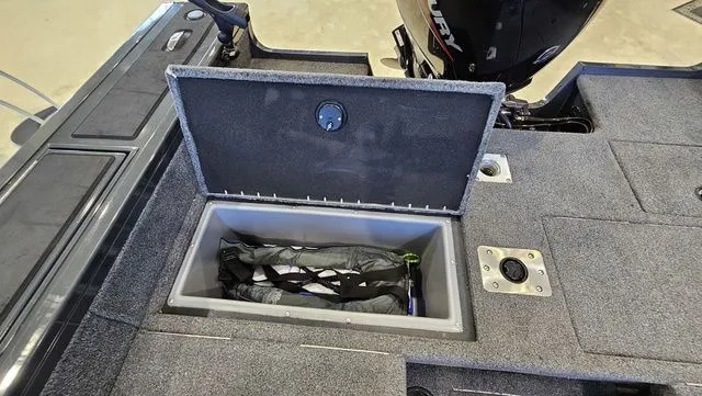 Slide: The Image of Tracker Targa V-18 Combo 2021 - 22