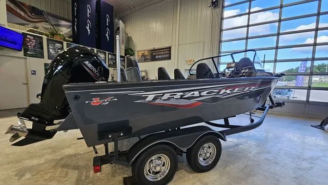 Slide: The Image of Tracker Targa V-18 Combo 2021 - 3