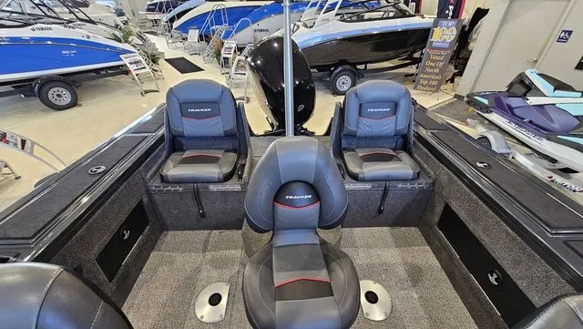 Slide: The Image of Tracker Targa V-18 Combo 2021 - 7