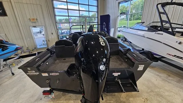 Slide: The Image of Tracker Targa V-18 Combo 2021 - 5