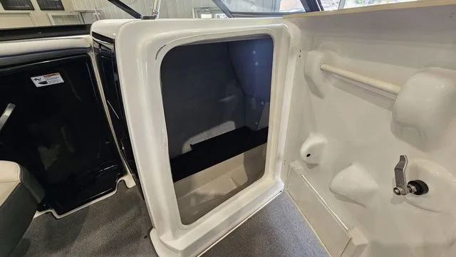 Slide: The Image of Yamaha SX240 2020 - 16