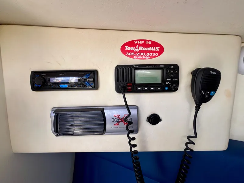 Slide: The Image of Midnight Express 39S Cuddy 2007 - 61