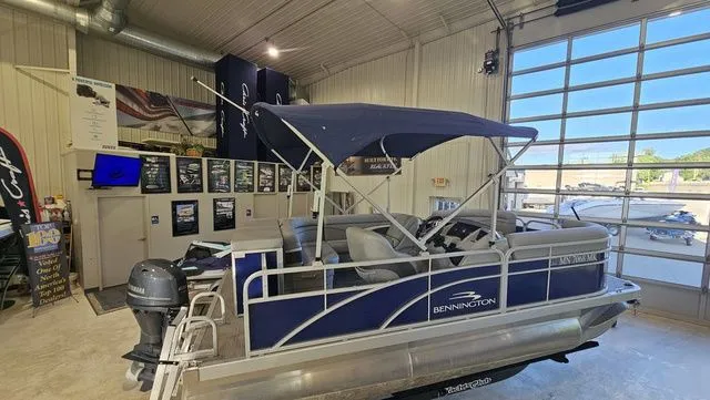 Slide: The Image of Bennington 188 SV 2020 - 1