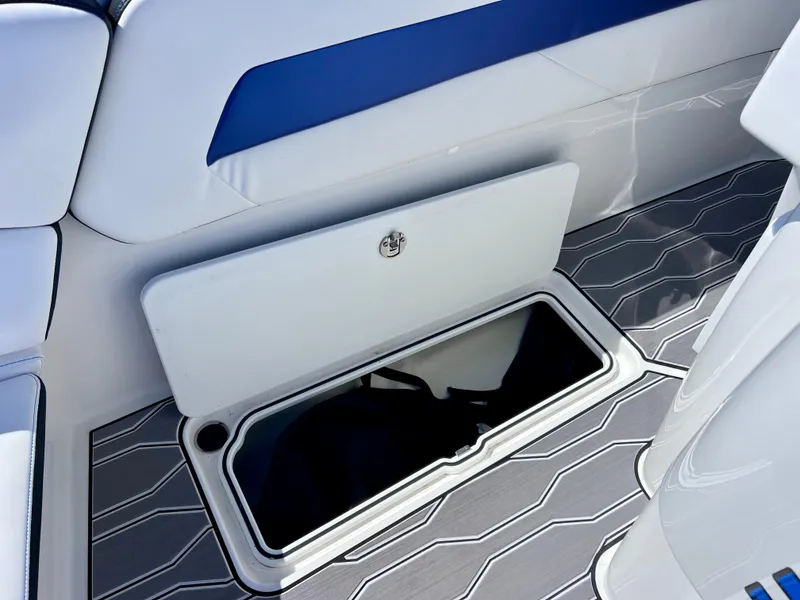 Slide: The Image of Sunsation 32 CCX 2023 - 73