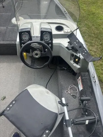 Slide: The Image of Tracker Pro Guide V-16 SC 2018 - 10