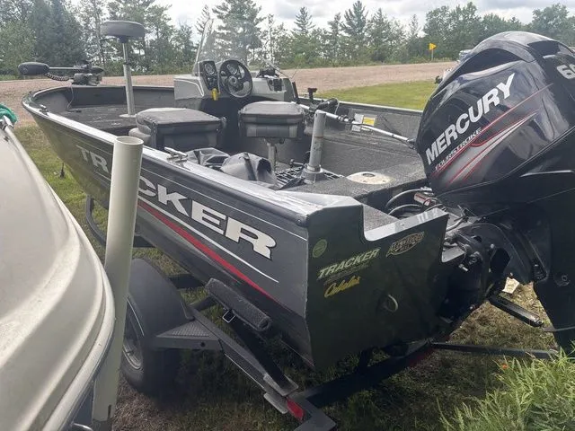 Slide: The Image of Tracker Pro Guide V-16 SC 2018 - 5