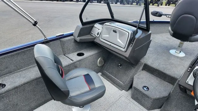 Slide: The Image of Tracker Pro Guide V-175 Combo 2024 - 12