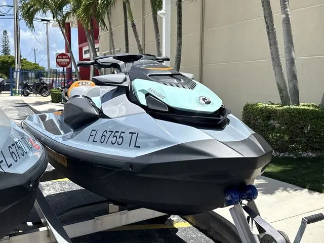 Slide: The Image of Sea-Doo GTI SE 130 BRP Premium Audio Idf Ibr 2023 - 4