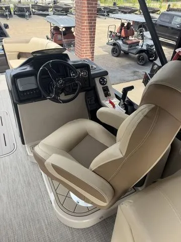 Slide: The Image of Veranda VR22RC XL 2026 - 15