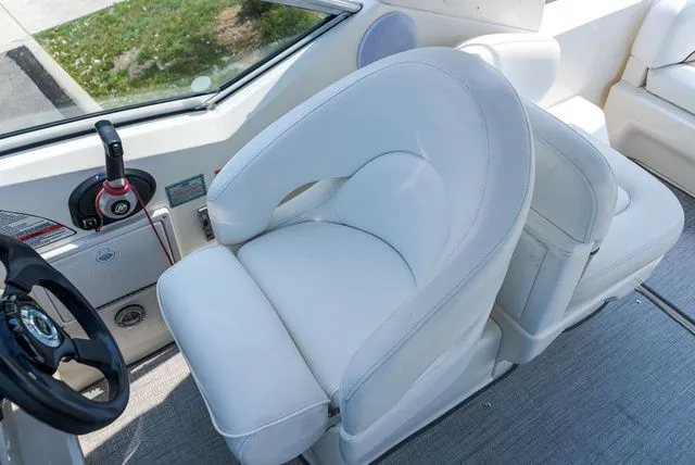 Slide: The Image of Sea Ray Sundancer 260 2008 - 12