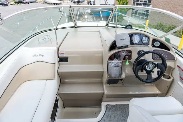 Slide: The Image of Sea Ray Sundancer 260 2008 - 14