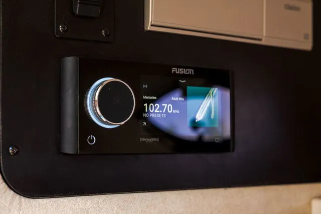 Slide: The Image of Sea Ray Sundancer 260 2008 - 25