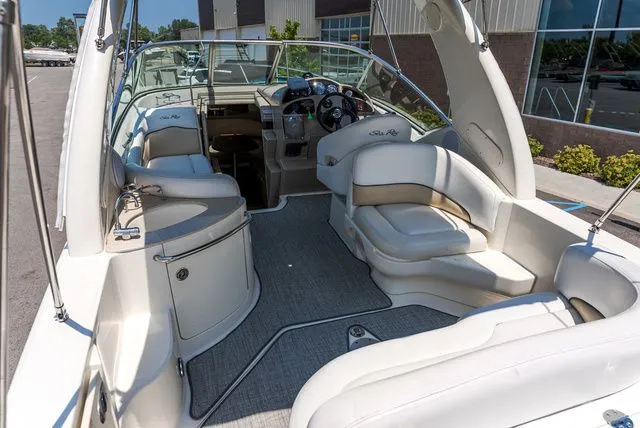Slide: The Image of Sea Ray Sundancer 260 2008 - 6