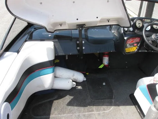 Slide: The Image of Correct Craft Ski Nautique 1993 - 19