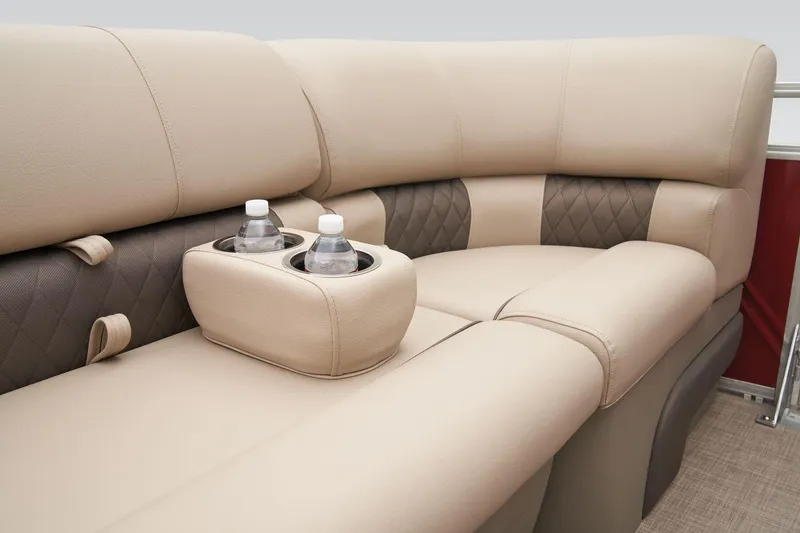 Slide: The Image of Sun Tracker Party Barge 22 RF DLX 2024 - 17