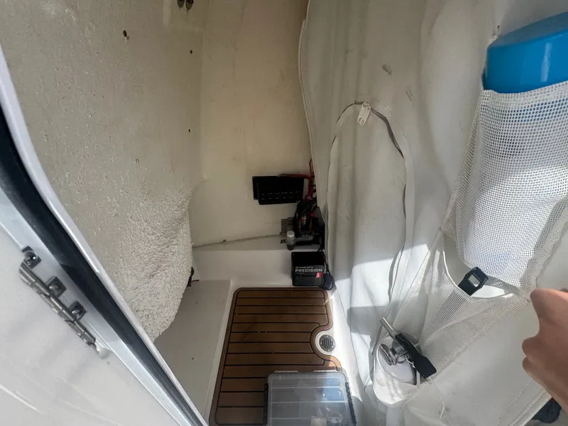 Slide: The Image of Tidewater 2500 Carolina Bay 2021 - 34