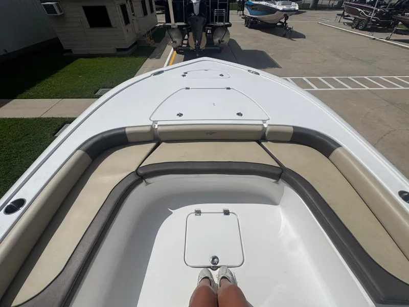 Slide: The Image of Tidewater 2500 Carolina Bay 2021 - 37