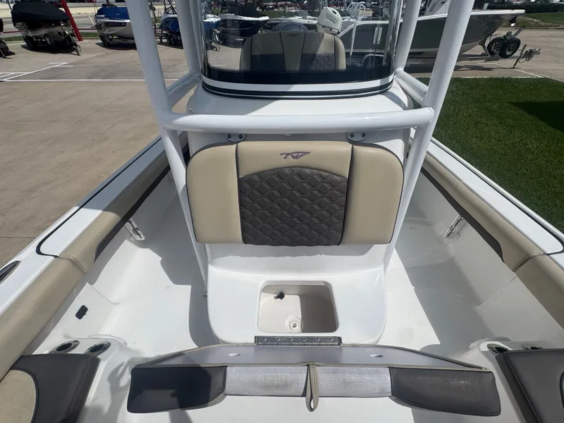 Slide: The Image of Tidewater 2500 Carolina Bay 2021 - 38