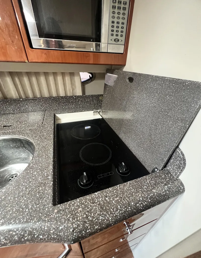 Slide: The Image of Kitchenette - 36