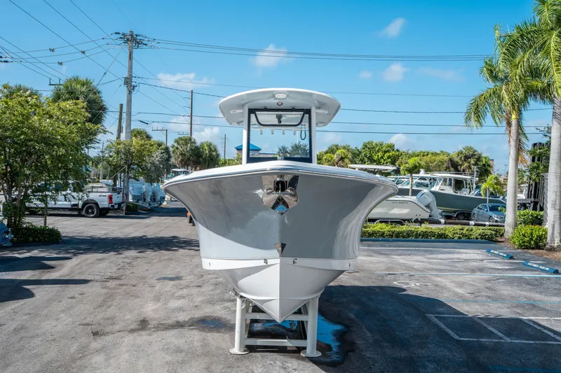 Slide: The Image of Sea Hunt Ultra 275 SE 2026 - 7