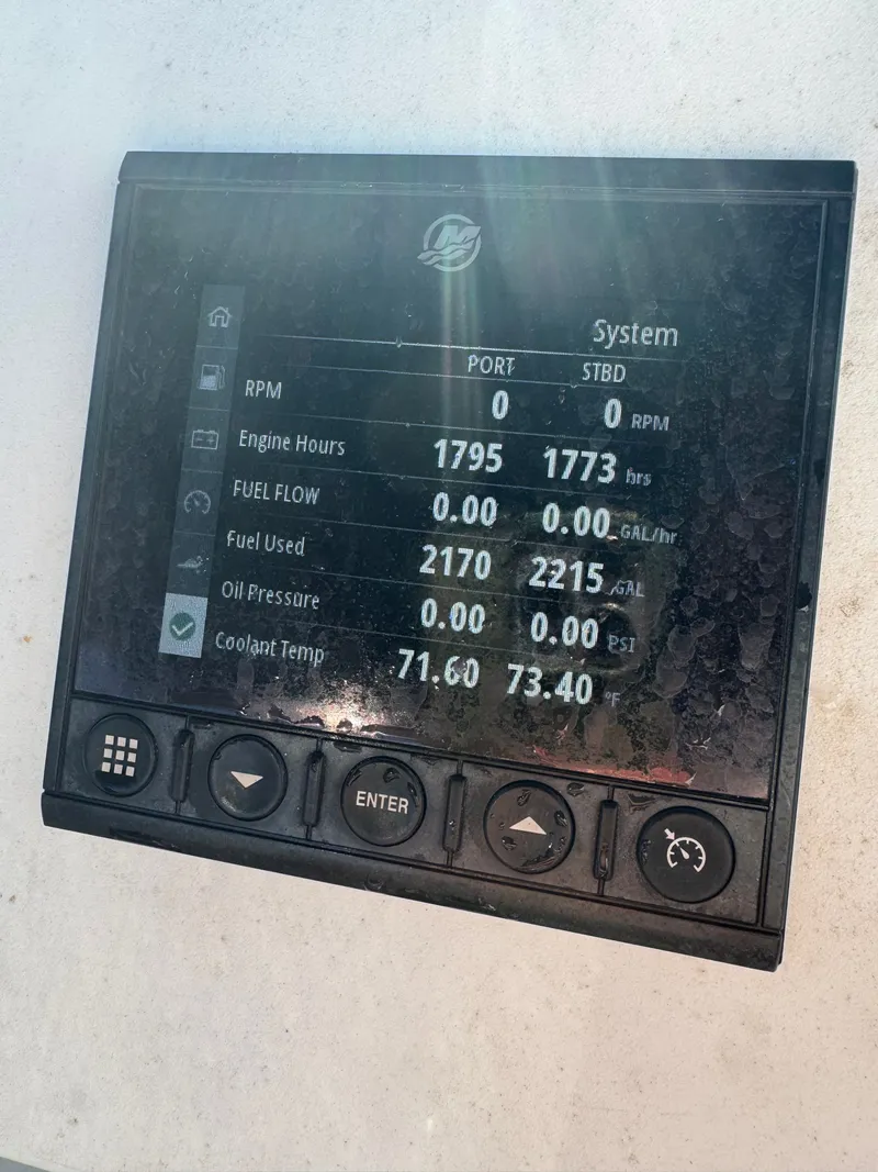 Slide: The Image of Zodiac Hurricane 733 2002 - 10
