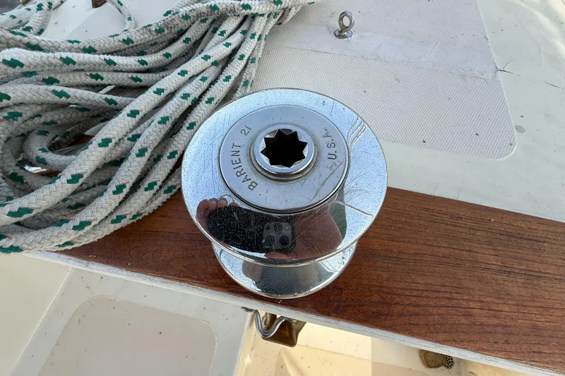 Slide: The Image of Winch on 1979 Gulfstar 43 MK II sailboat with coiled rope nearby. - 20