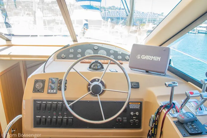 Slide: The Image of Helm of 2002 Bayliner 3988 Command Bridge Motoryacht with Garmin navigation system. - 20