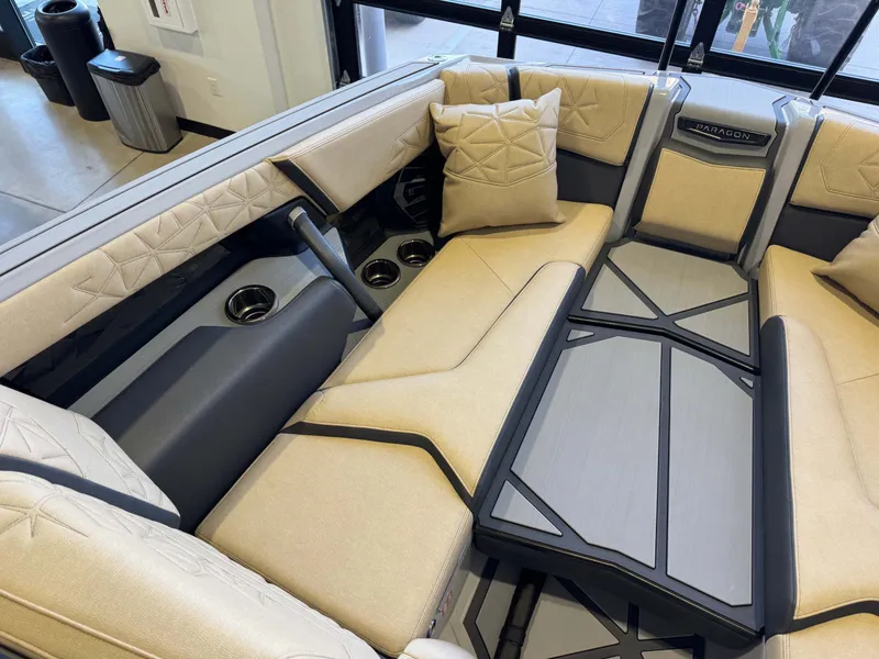 Slide: The Image of Nautique Super Air Nautique G25 Paragon 2026 - 22