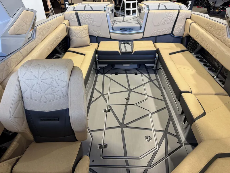 Slide: The Image of Nautique Super Air Nautique G25 Paragon 2026 - 25