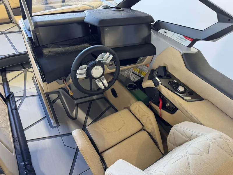 Slide: The Image of Nautique Super Air Nautique G25 Paragon 2026 - 28