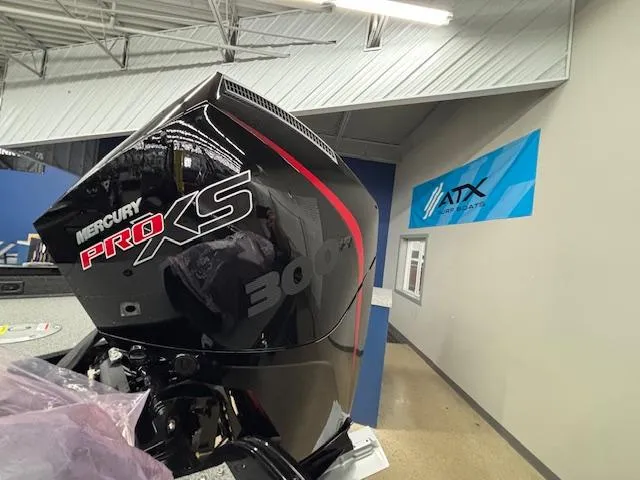 Slide: The Image of Mercury Pro XS 300 outboard motor on 2025 Crestliner 2050 Fish Hawk boat. - 5