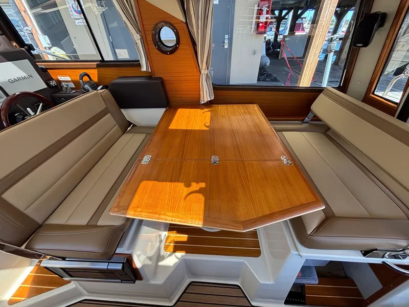 Slide: The Image of Ranger Tugs R-29 S - Salon Table - 5