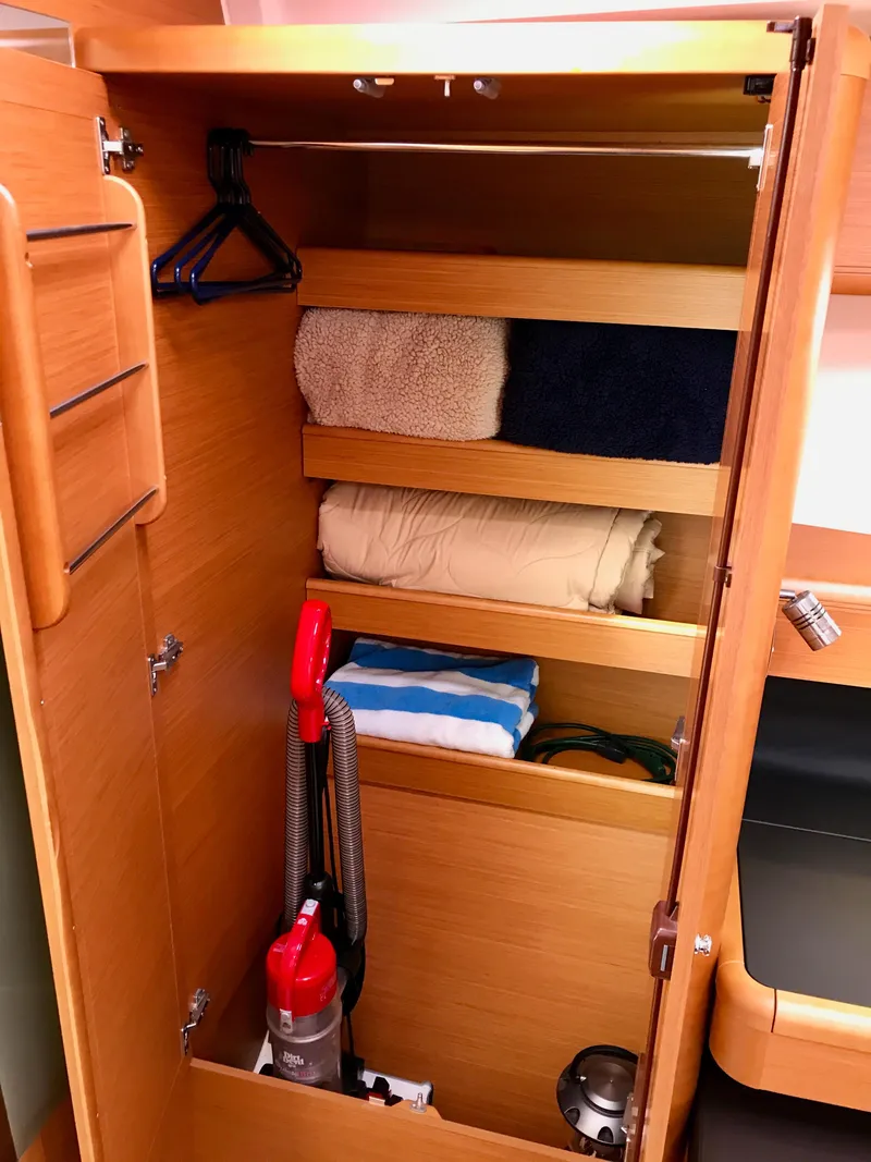 Slide: The Image of Jeanneau 57 2014 - 140