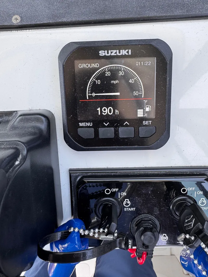 Slide: The Image of Dashboard of a 2004 Glacier Bay 2680 Coastal Runner with Suzuki display showing 190 hours. - 20