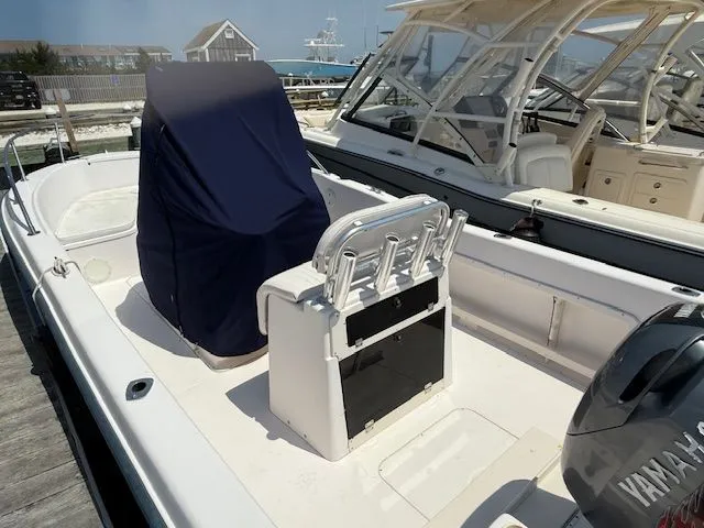 Slide: The Image of Grady-White 209 2001 - 4