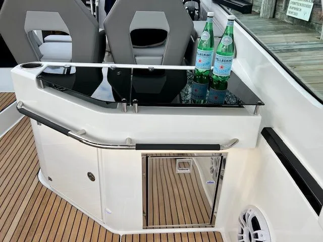 Slide: The Image of Beneteau Gran Turismo 32 2023 - 13