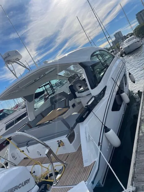 Slide: The Image of Beneteau Gran Turismo 32 2023 - 2