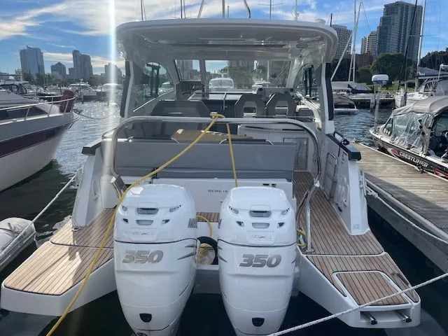 Slide: The Image of Beneteau Gran Turismo 32 2023 - 3