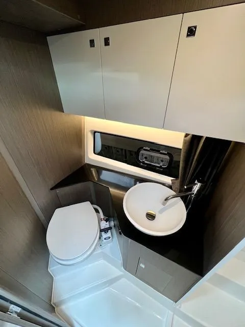 Slide: The Image of Beneteau Gran Turismo 32 2023 - 9