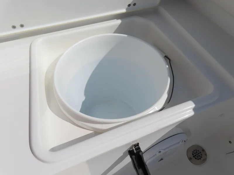 Slide: The Image of White bucket in Sea Hunt Ultra 219 boat, 2021 model. - 35