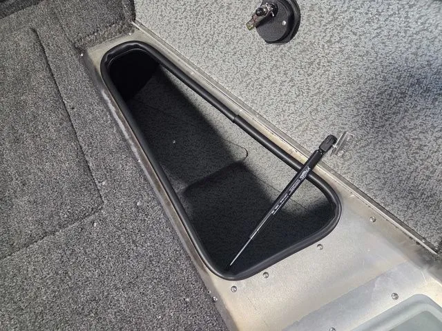 Slide: The Image of Lund 1775 Impact XS Sport 2026 - 18