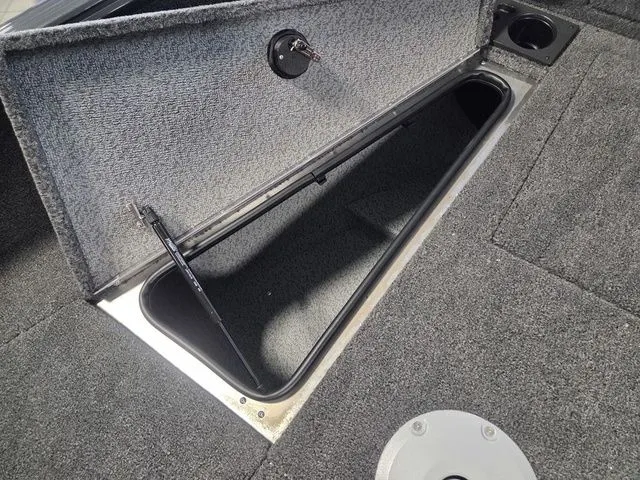 Slide: The Image of Lund 1775 Impact XS Sport 2026 - 19