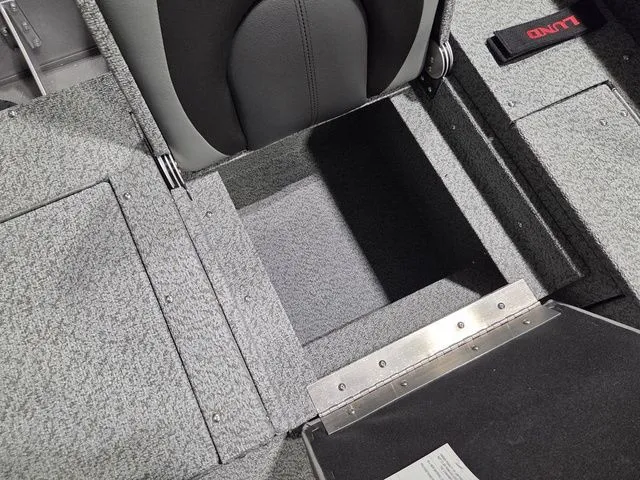 Slide: The Image of Lund 1775 Impact XS Sport 2026 - 10