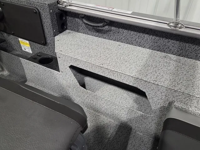 Slide: The Image of Lund 1775 Impact XS Sport 2026 - 14