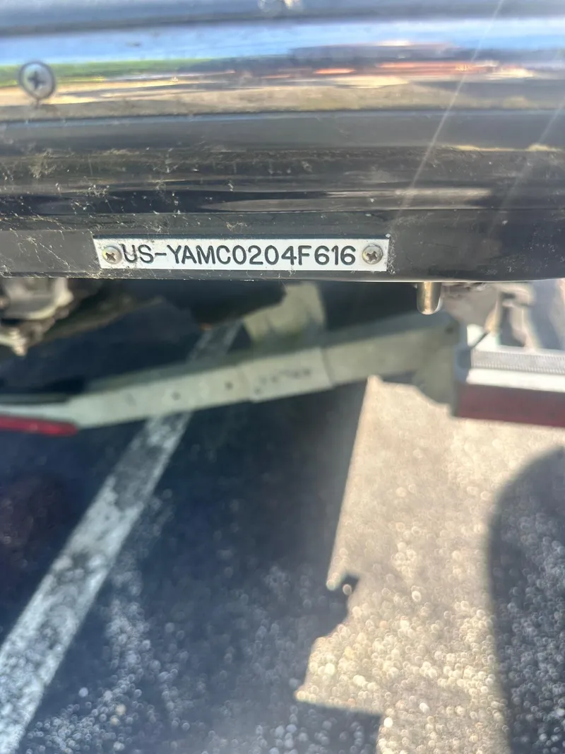 Slide: The Image of 2016 Yamaha Boats 242 Limited S E-Series hull identification number plate. - 15