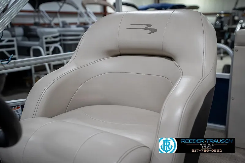 Slide: The Image of 2019 Bennington 18 SLV boat seat with logo, displayed at Reeder Trausch Marine. - 38