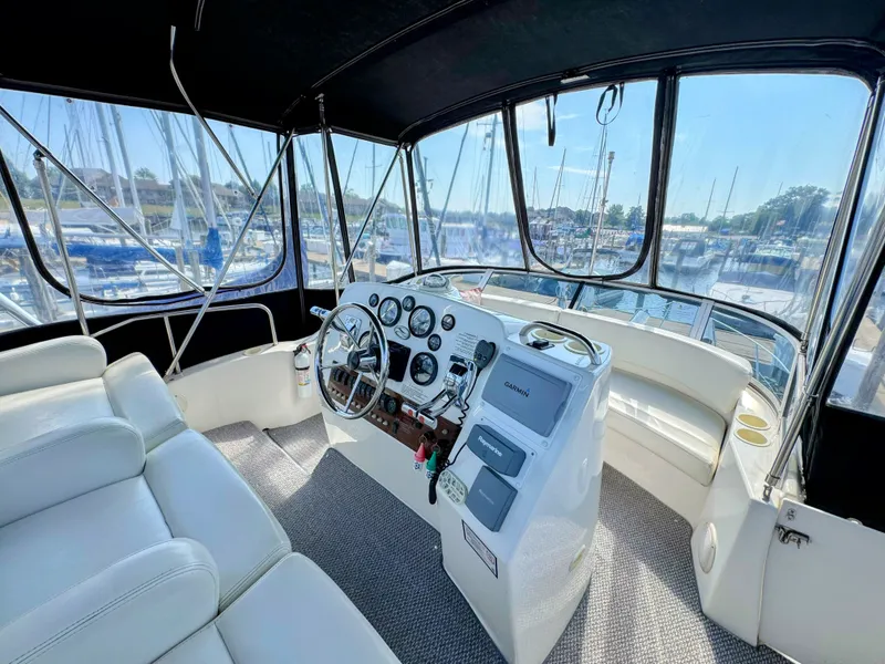 Slide: The Image of Silverton 35 Convertible 2001 - 19