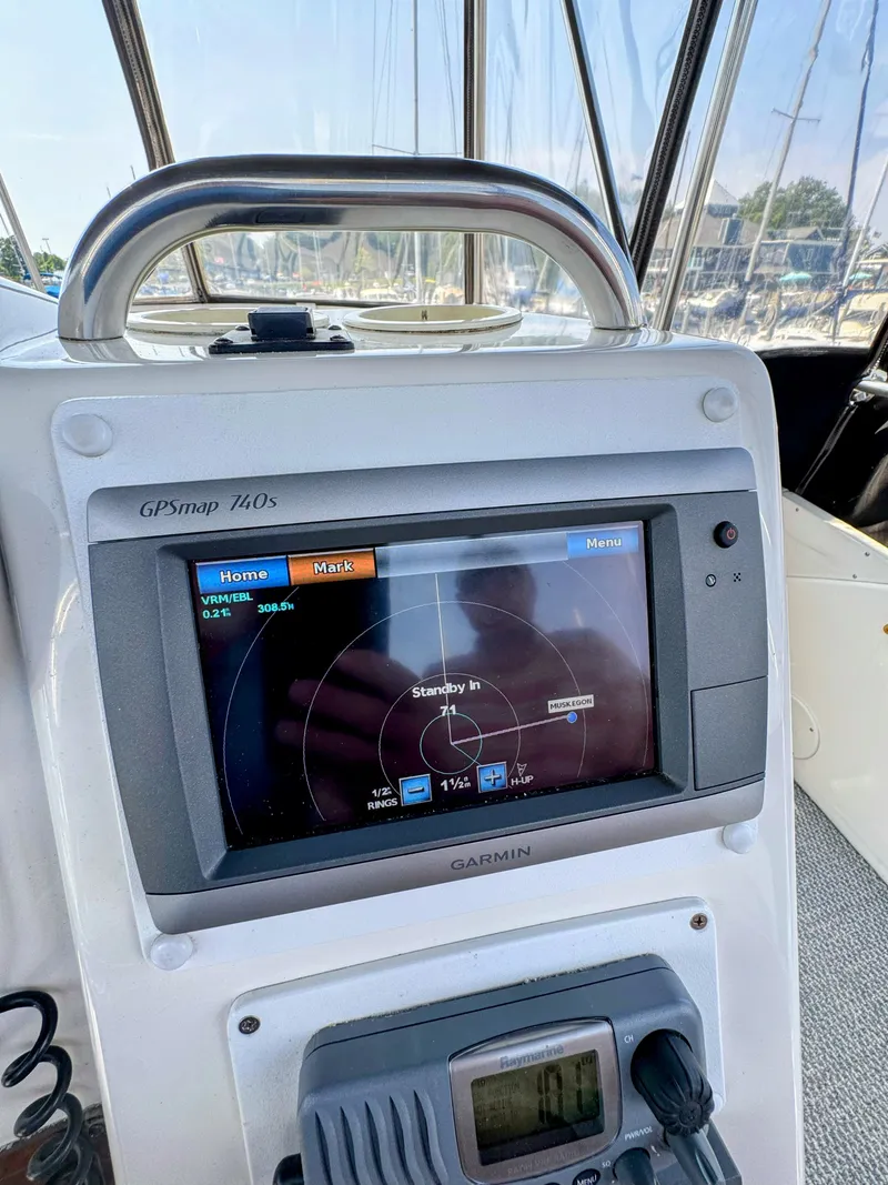 Slide: The Image of Silverton 35 Convertible 2001 - 22