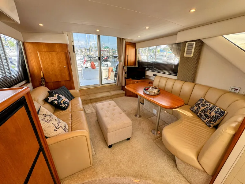 Slide: The Image of Silverton 35 Convertible 2001 - 29